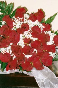 A BOUQUET OF RED ROSES